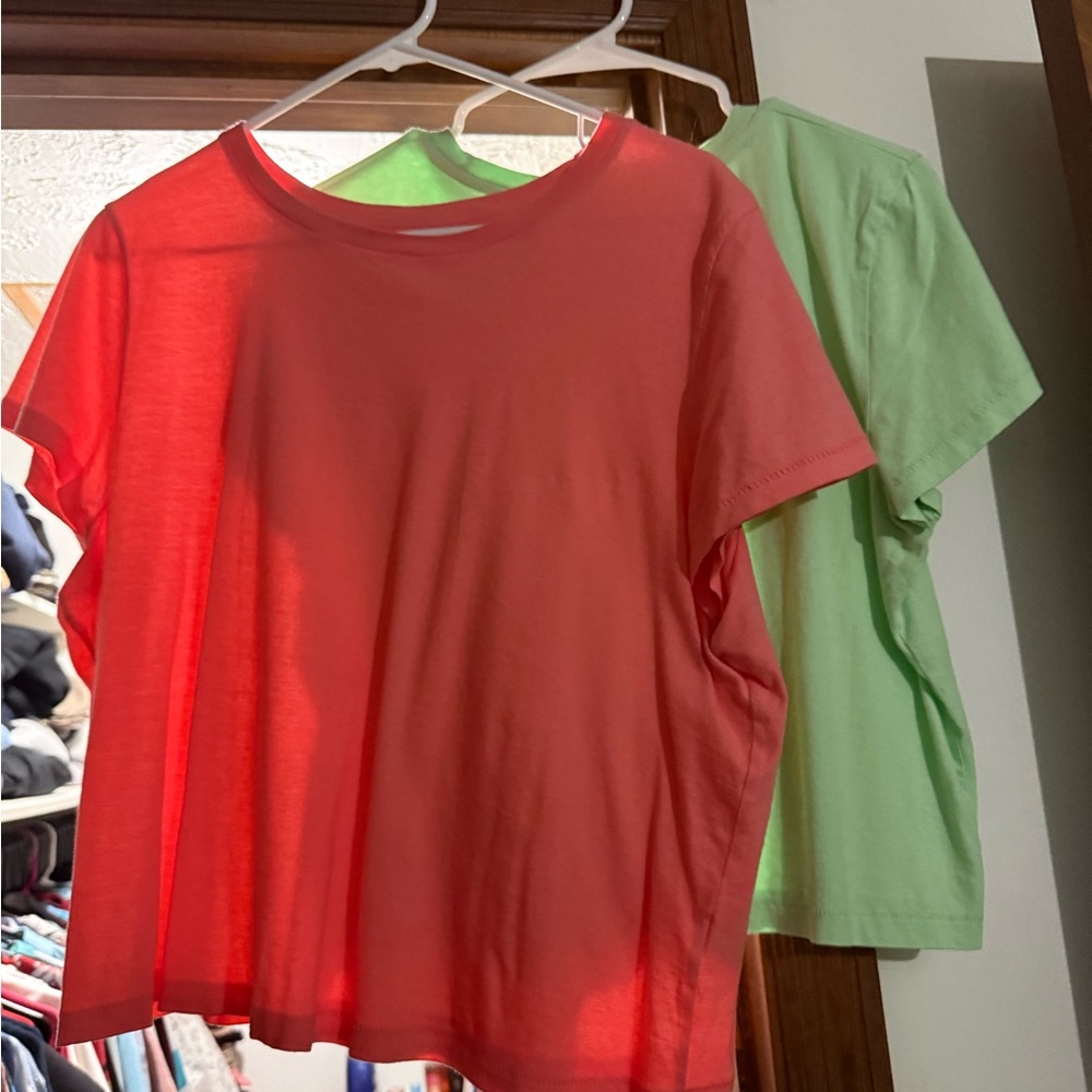 Universal Thread T-Shirt bundle